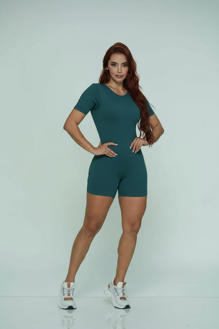 Enterizo corto manga corta lineas en faja Ref. 321 PU